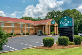 Hotels in Loganville